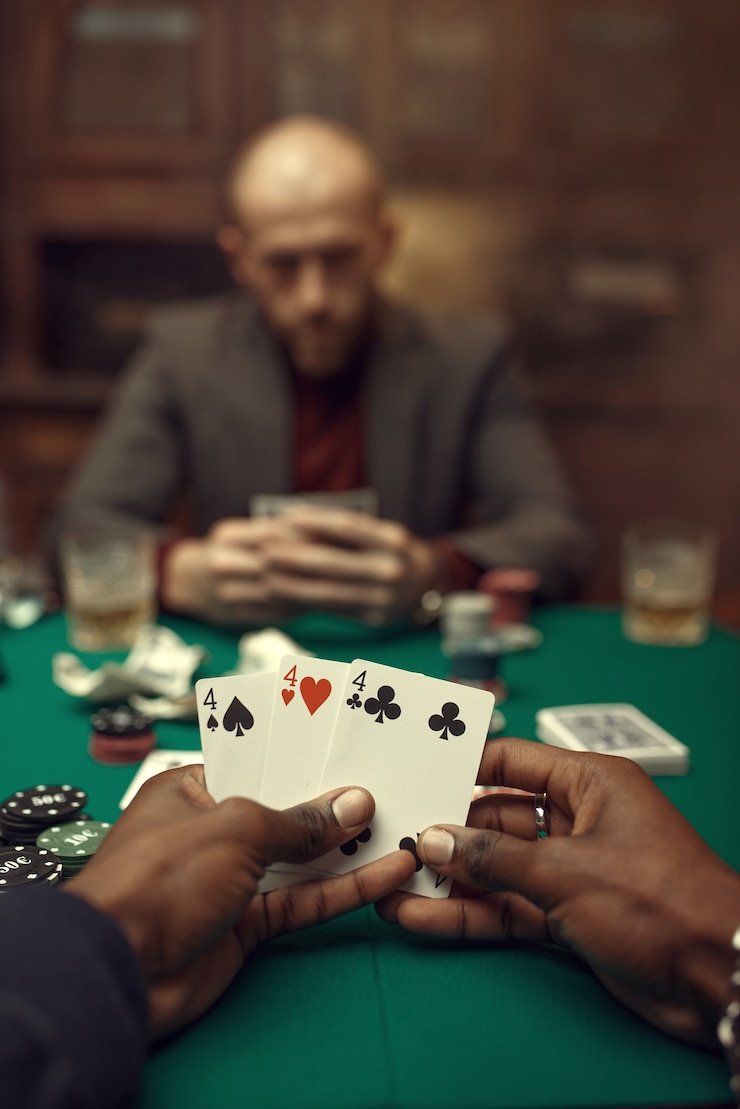 Kartu fitur VIP yang mudah dibaca di mobile